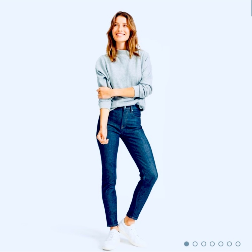 Everlane high rise jeans. Size 28